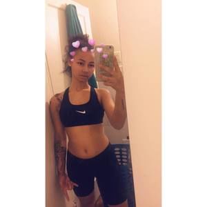 Meet your Posher, Deejai